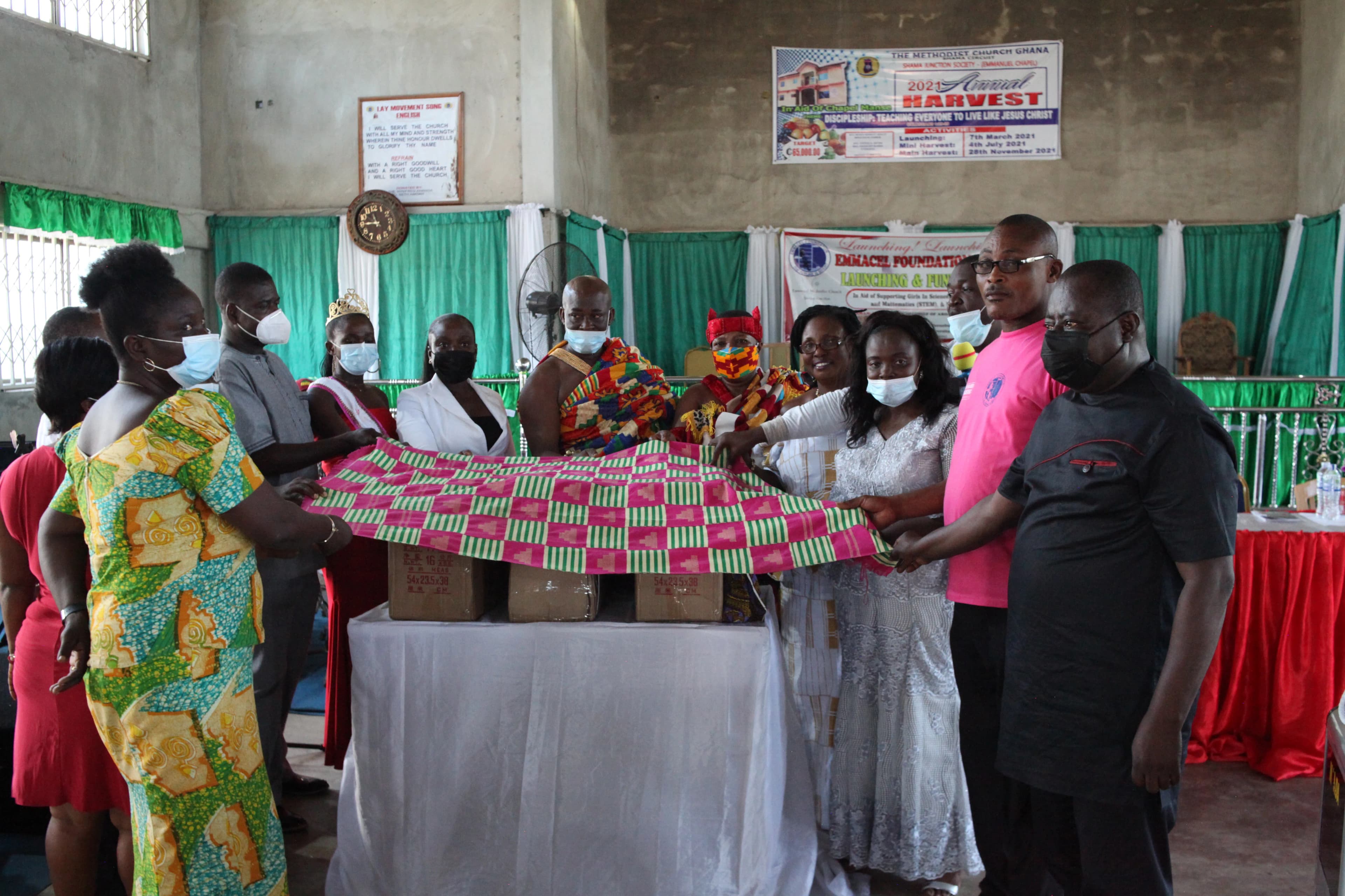 Unveiling of sewing machines