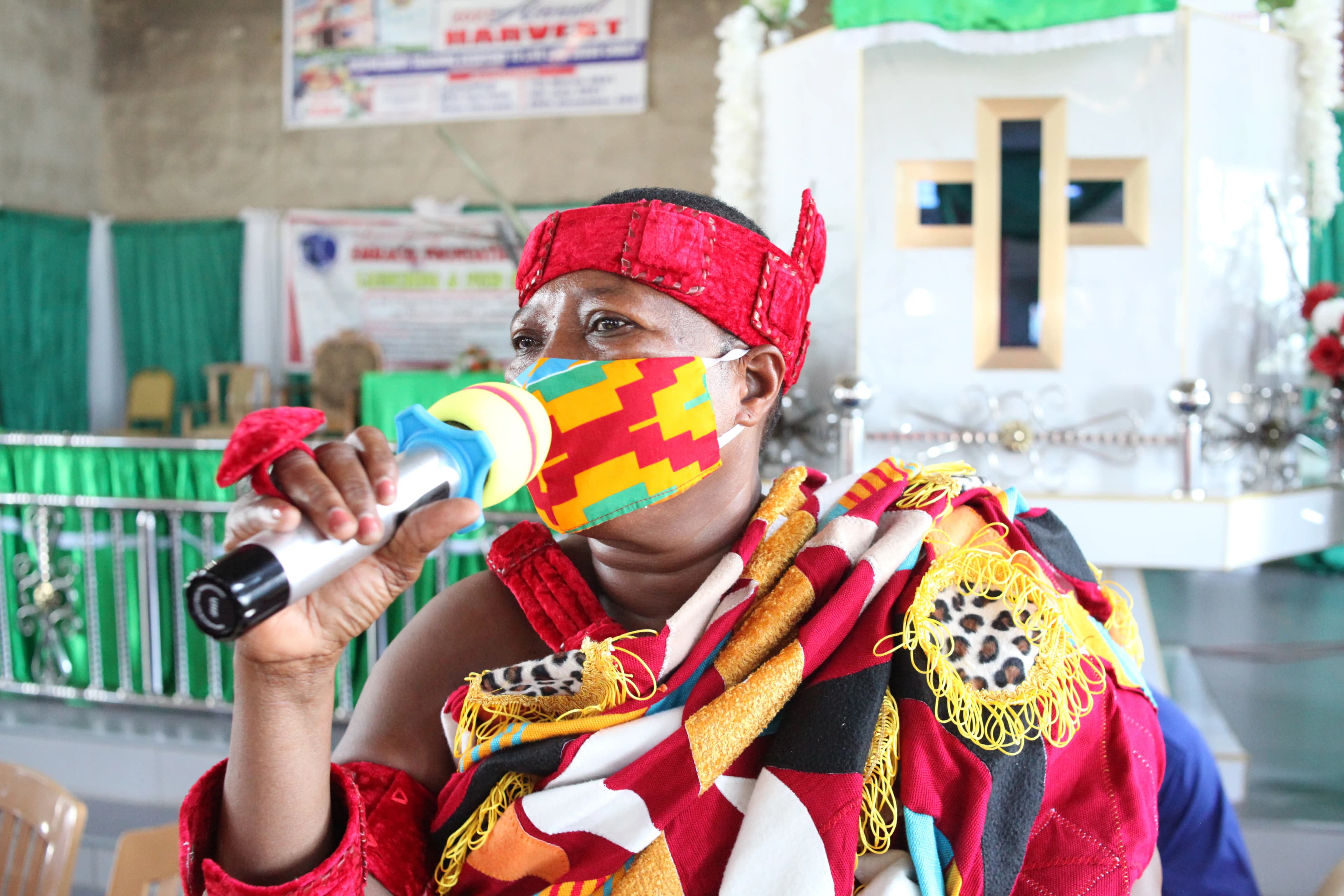 Nana Nkanomako IV, Chief of Nkyekyer Grabodo, inaugurating the Board