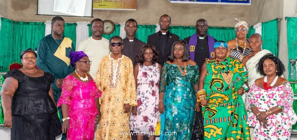 Clergy, traditional leaders and partners after a church support programme.