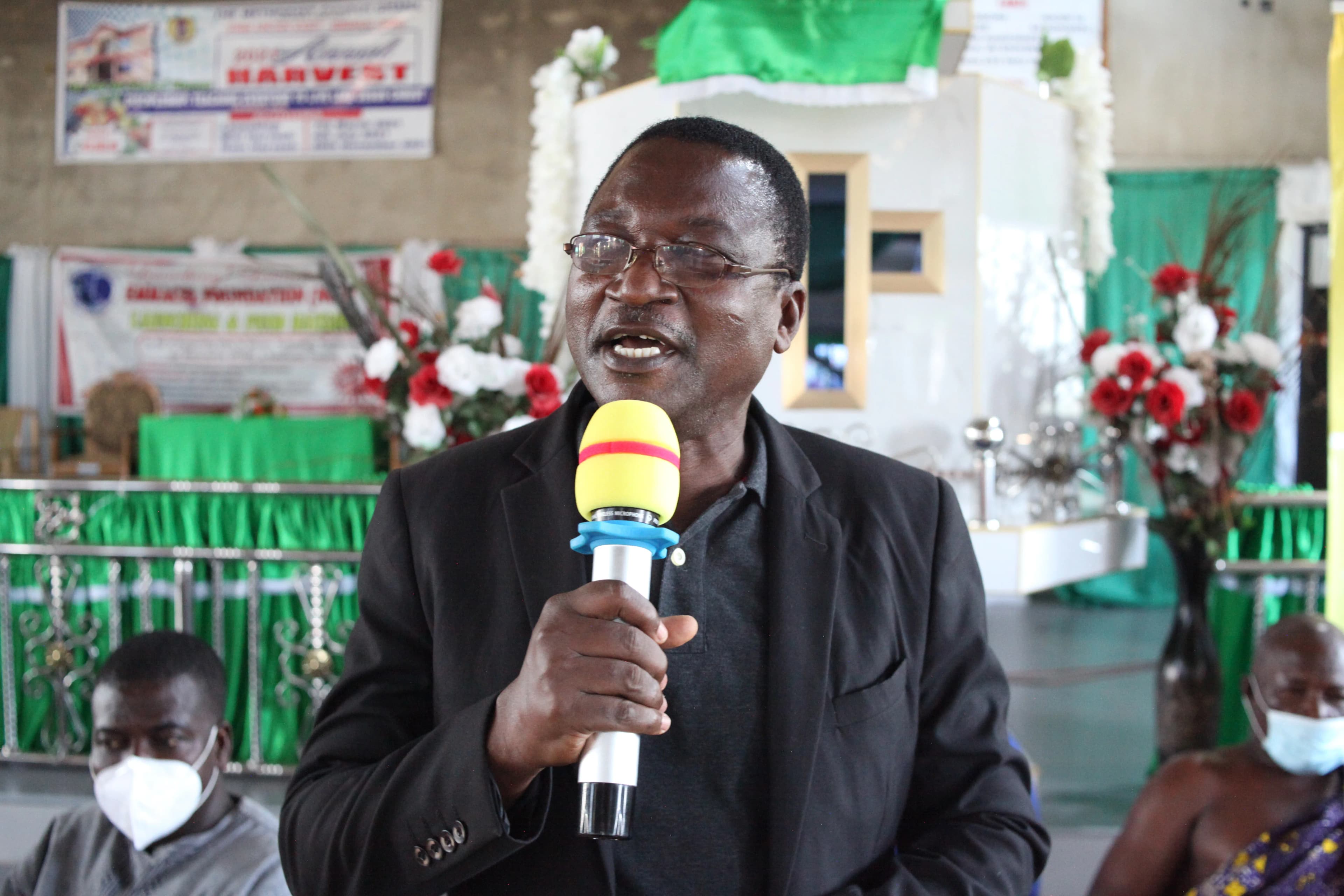Hon. Amoah, DCE of Shama, giving a speech